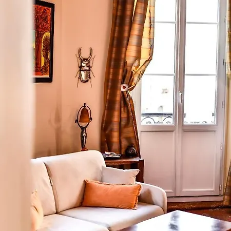 Maison Garnier De Charme 호텔 3*